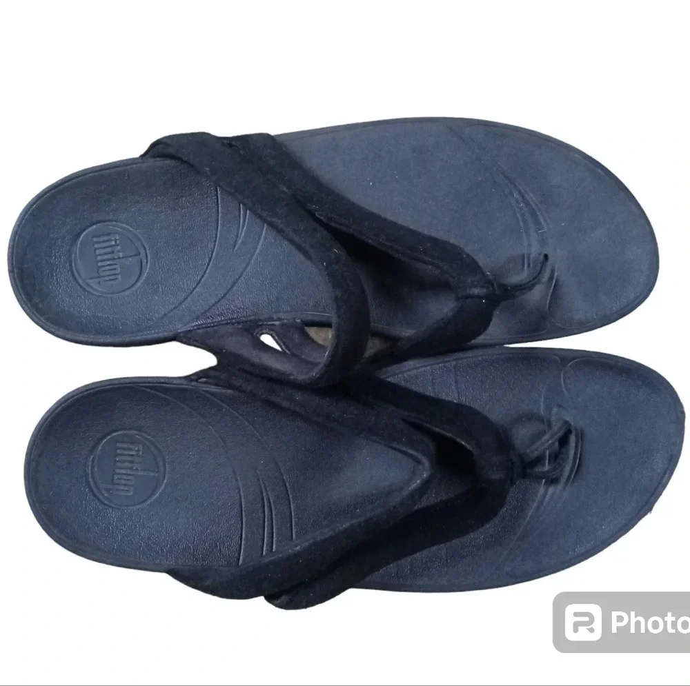 Fitflop Women's Lulu Thong Wedge Sandal Black Leather Upper Size 10